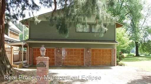 9019 Bothell Way NE - Photo 2 of 28