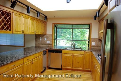 9019 Bothell Way NE - Photo 3 of 28