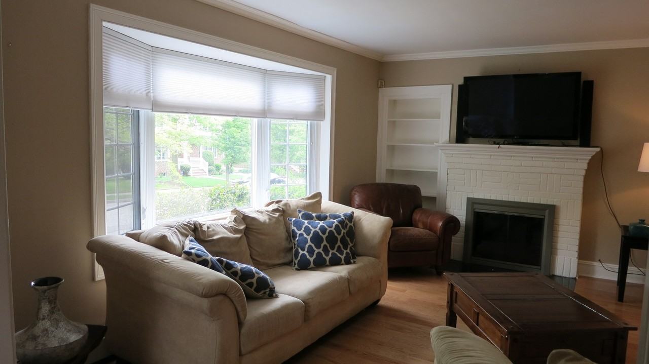 56 Beechwood Ave - Photo 3 of 13