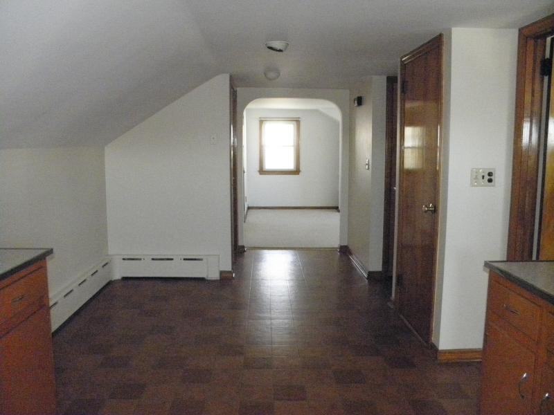 95 Norwood St - Photo 3 of 8