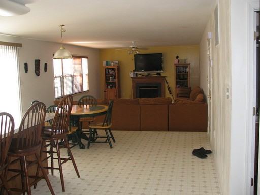 29 Wild Rose Dr - Photo 2 of 14