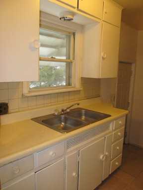 1618 Huey St - Photo 3 of 9