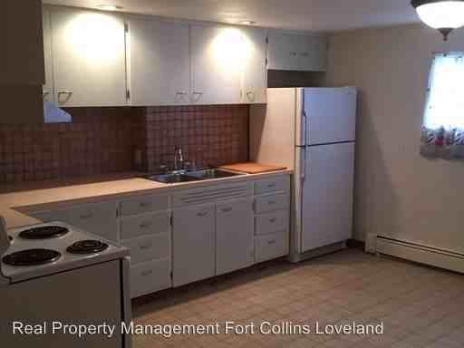 301 Pearl St - Photo 3 of 9