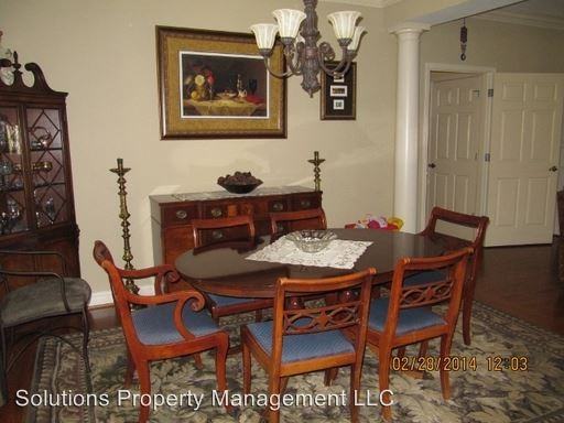 126 Harbor Point Dr - Photo 2 of 16