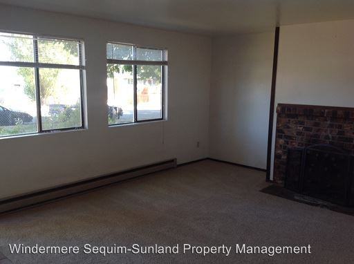 922 W 14th St - Photo 3 of 12