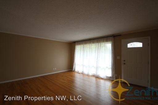 8317 Chesapeake Dr - Photo 2 of 24