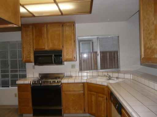 1581 Timber Creek Dr - Photo 2 of 9