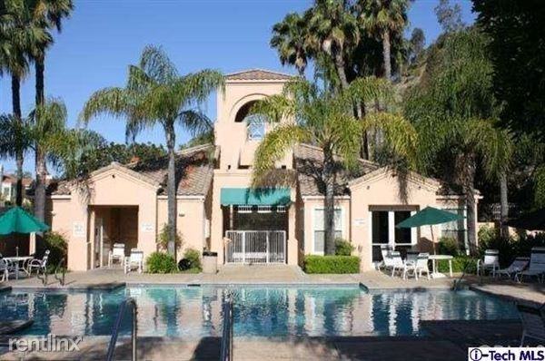 889 Calle La Primavera - Photo 3 of 3