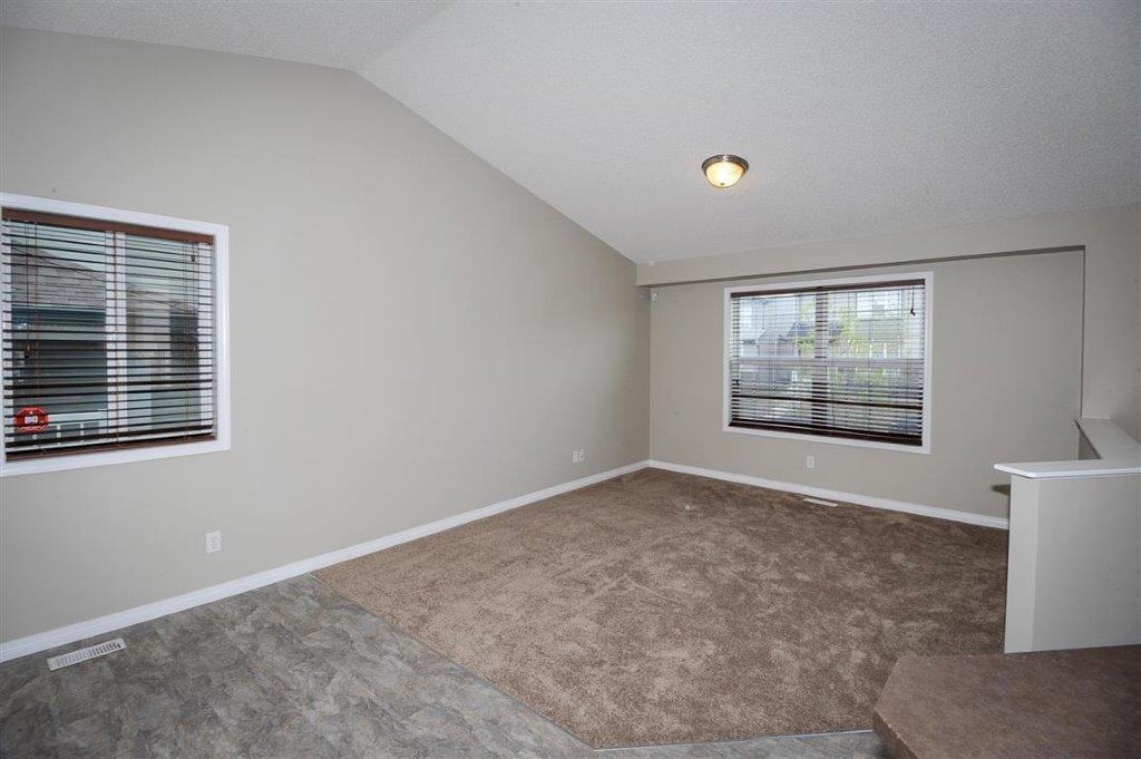 286 Covecreek Close NE #286 - Photo 2 of 29