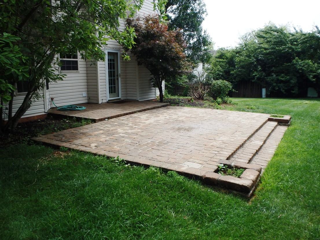 736 Rose Hurst Way - Photo 2 of 13