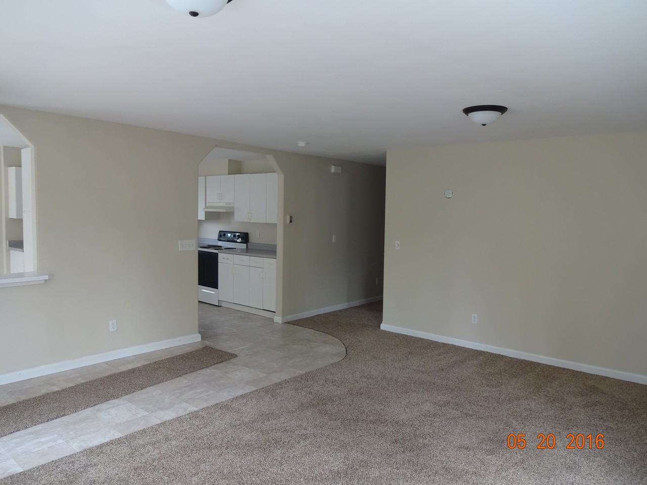 3205 Lois Dr - Photo 2 of 15