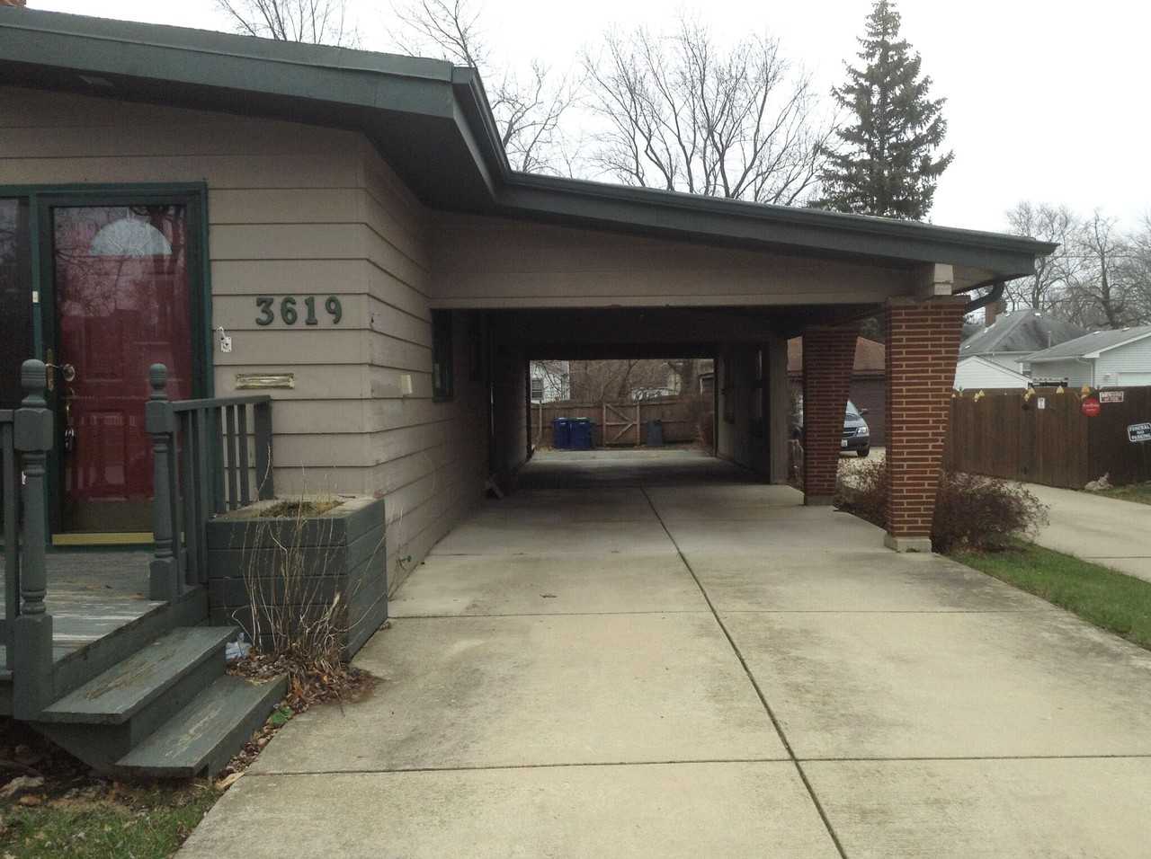 3619 216th Pl - Photo 3 of 4