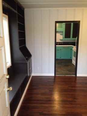 9817 River St - Photo 2 of 5