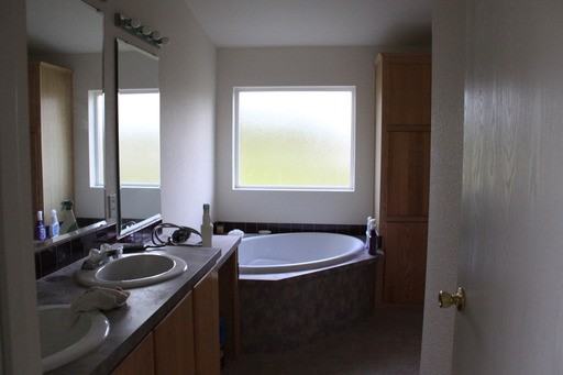 106 Taylor Creek Ln - Photo 3 of 5