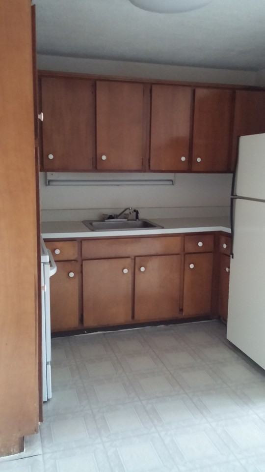 416 Franklin Avenue - Photo 3 of 5