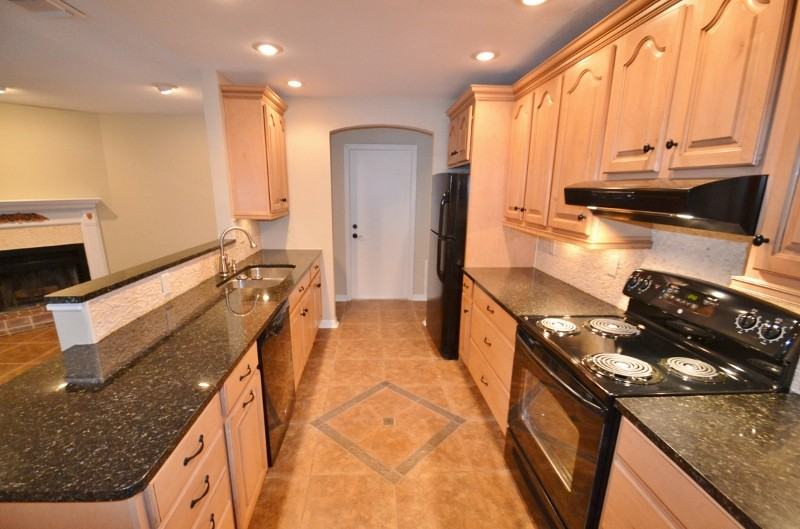 873 W Timberland Trail - Photo 2 of 10