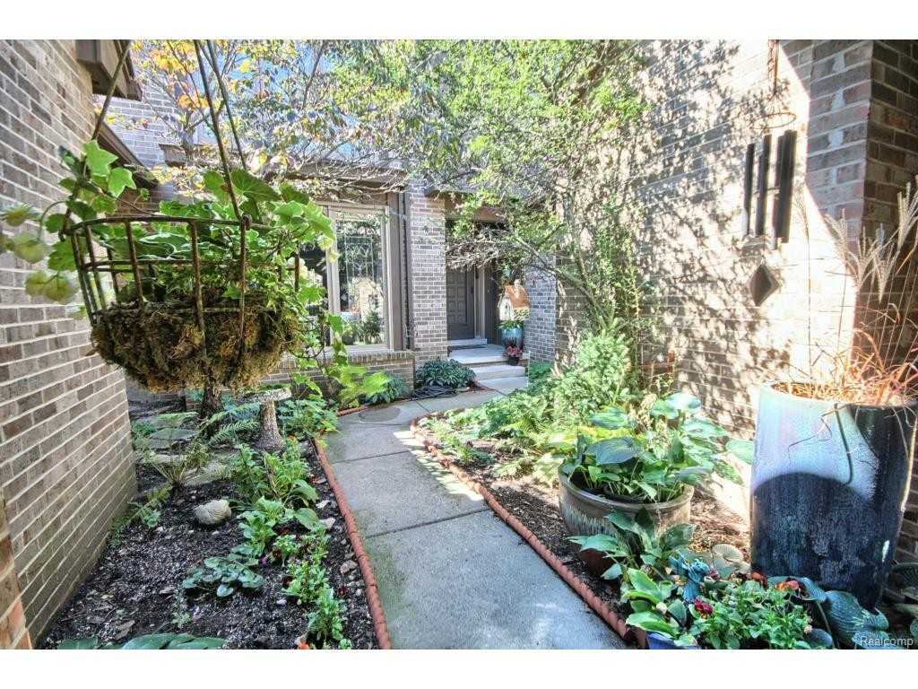 30365 Oakview Way - Photo 3 of 30