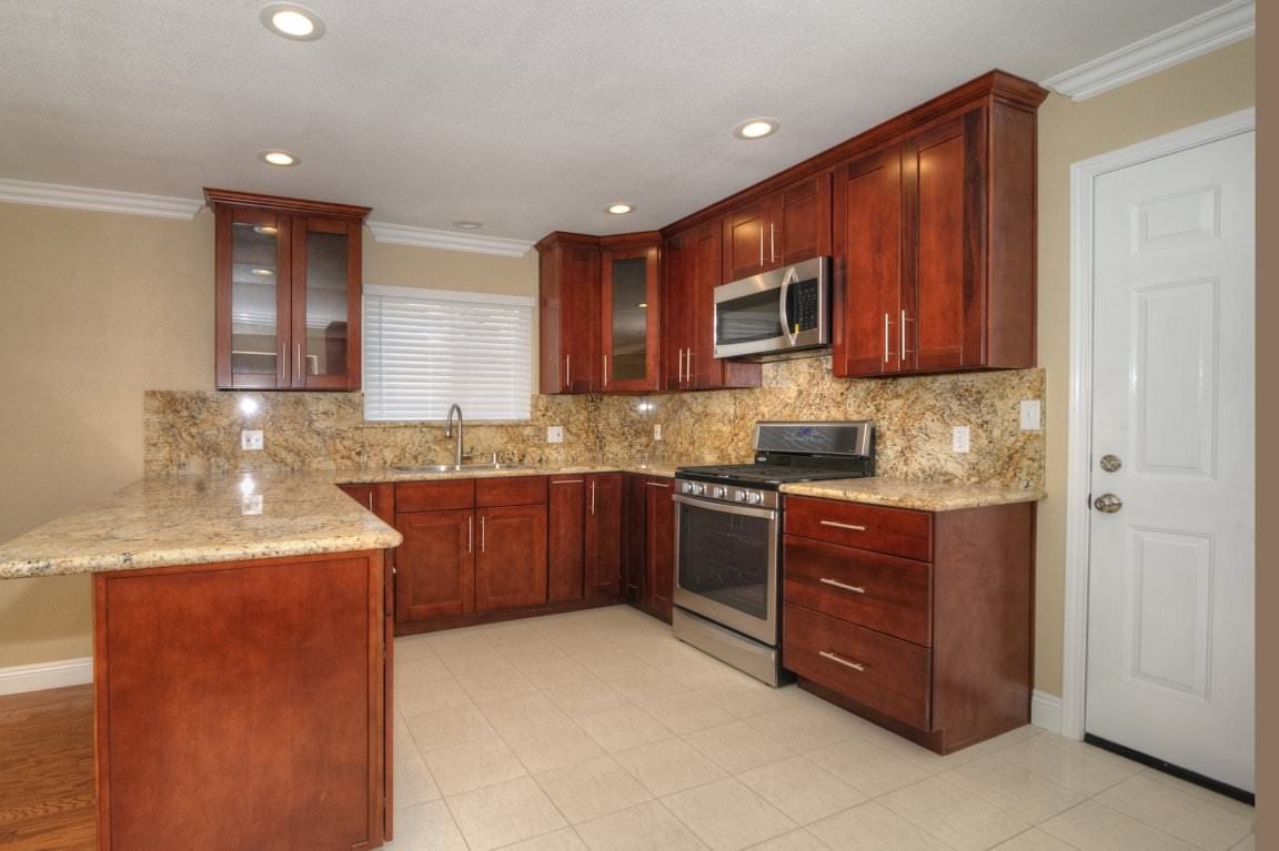 1070 Wallace Dr - Photo 2 of 18