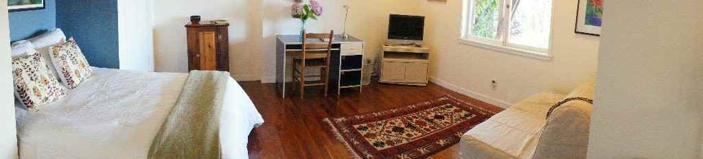 878 Spruce St - Photo 2 of 14