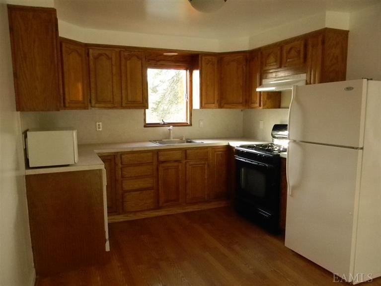 47 Clubhouse Dr #A - Photo 2 of 10