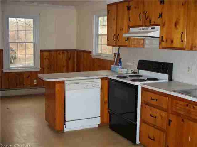 1129 Southford Rd - Photo 2 of 6