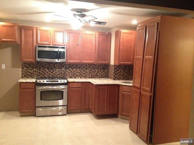 30 Concord St - Photo 3 of 9