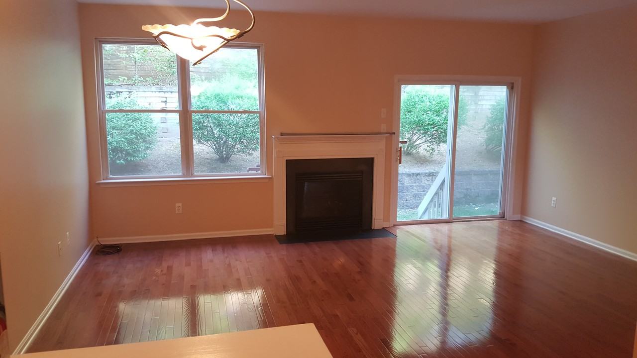 16 Sand Hill Ct - Photo 3 of 19