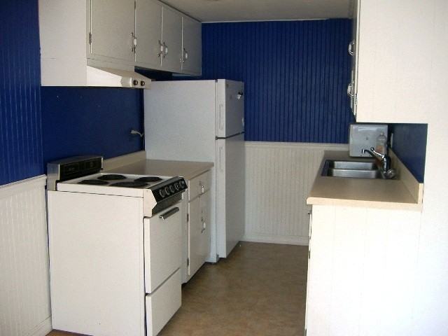 160 Main St - Photo 2 of 7