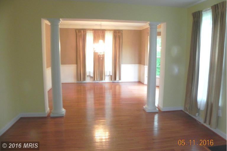 7750 Picadilly Ct - Photo 3 of 16