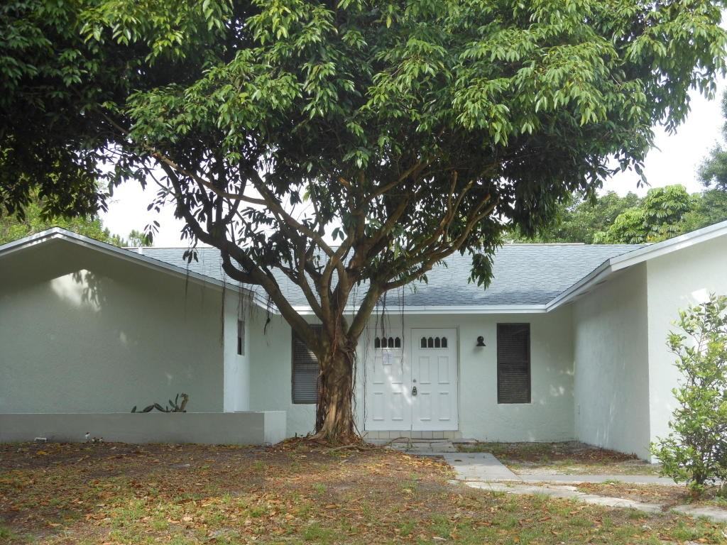 5809 Balsam Dr - Photo 2 of 26