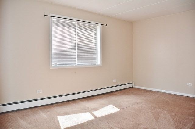 10611 Parkside Ave - Photo 2 of 9