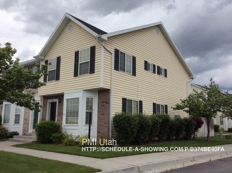 1782 W 820 N - Photo 2 of 16