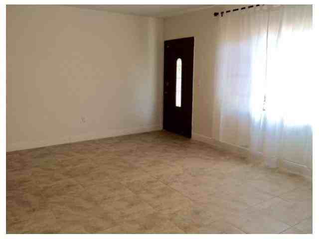 460 NW 122nd St - Photo 2 of 8