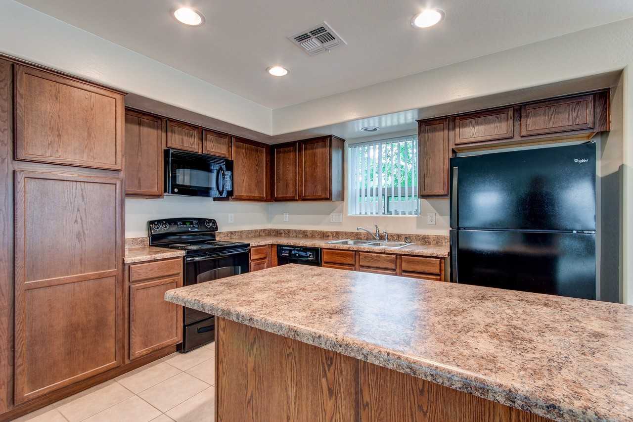 7253 W Aurelius Ave - Photo 2 of 17