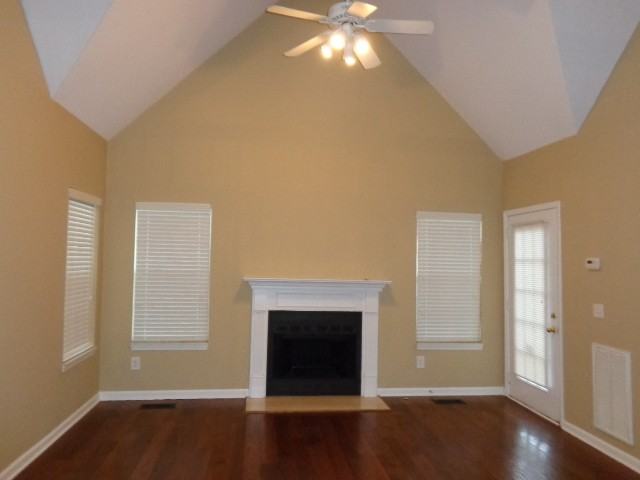 7841 Farmington Pl - Photo 3 of 17