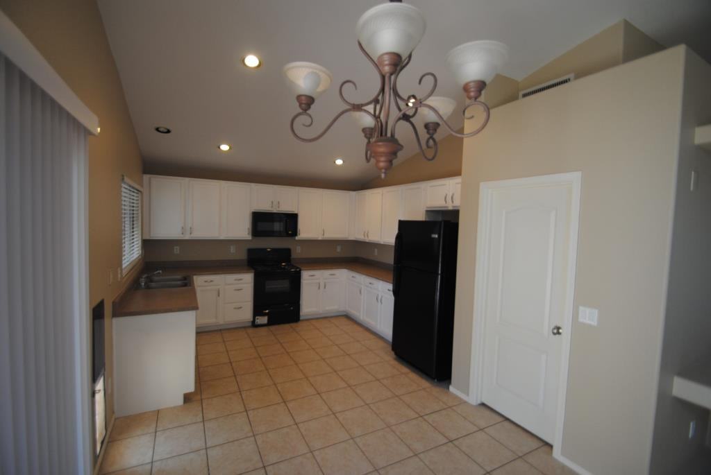 10353 E Osage Ave - Photo 2 of 10