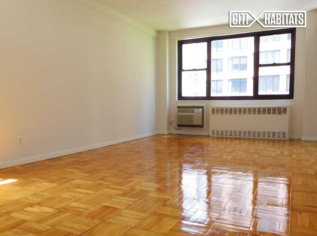 E 39th St #2M