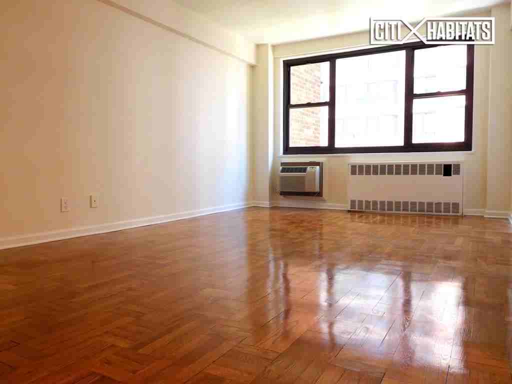 E 39th St #12M