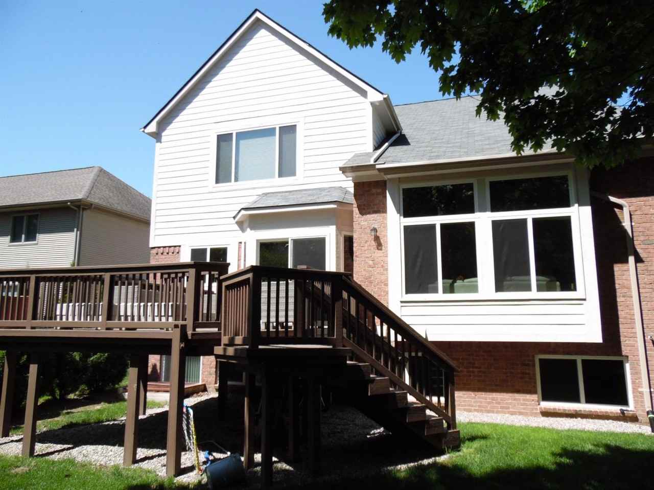 2651 Emerald Ave - Photo 2 of 39