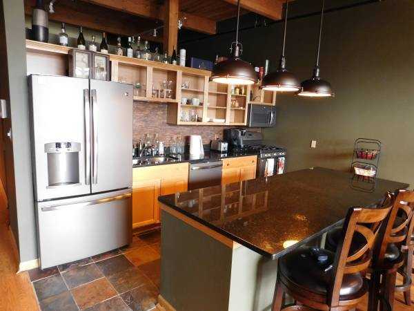 202 South Water Street - Photo 2 of 12