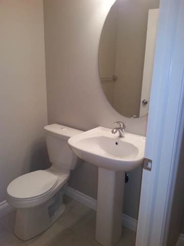 16188 53 St NW - Photo 2 of 8