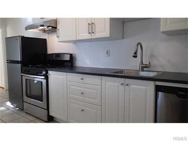 80 Orange Turnpike - Photo 3 of 13