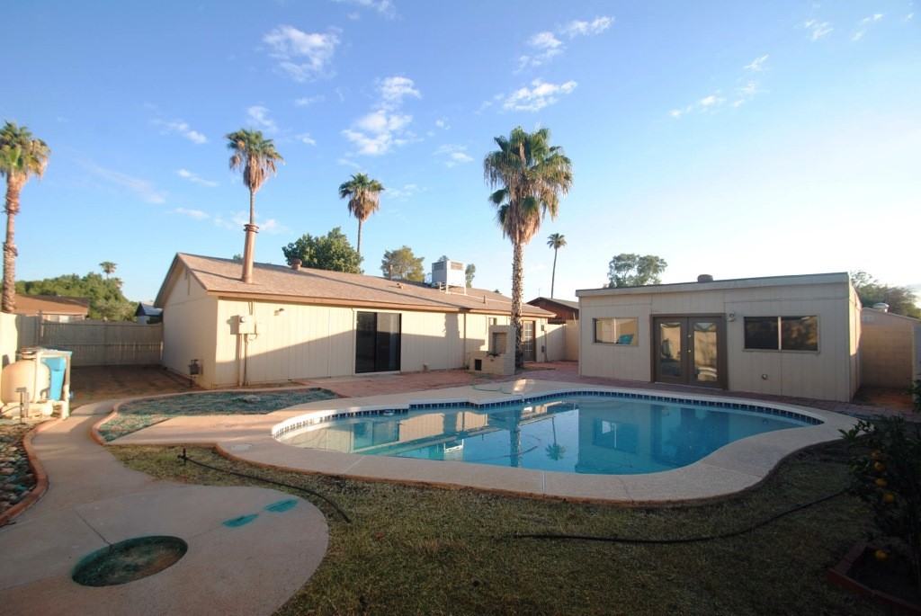 3725 E Emile Zola Ave - Photo 2 of 13