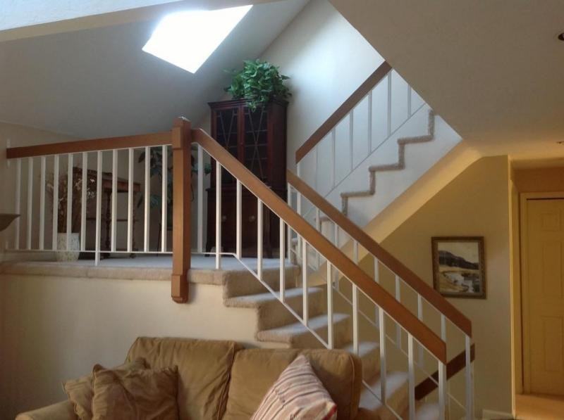 203 Copperwood Dr - Photo 2 of 9