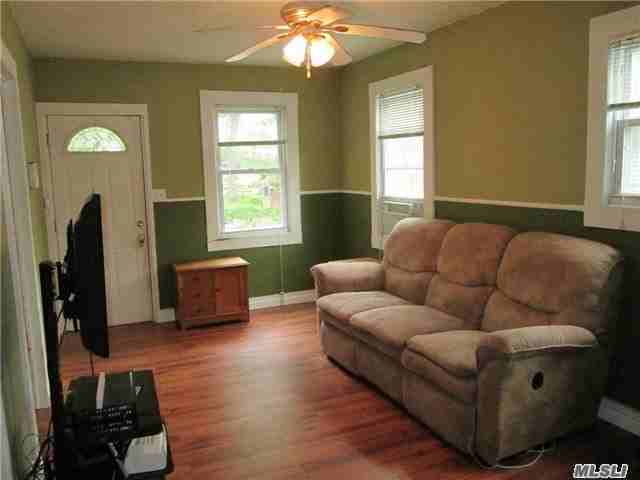 41 Sunburst Dr - Photo 3 of 13