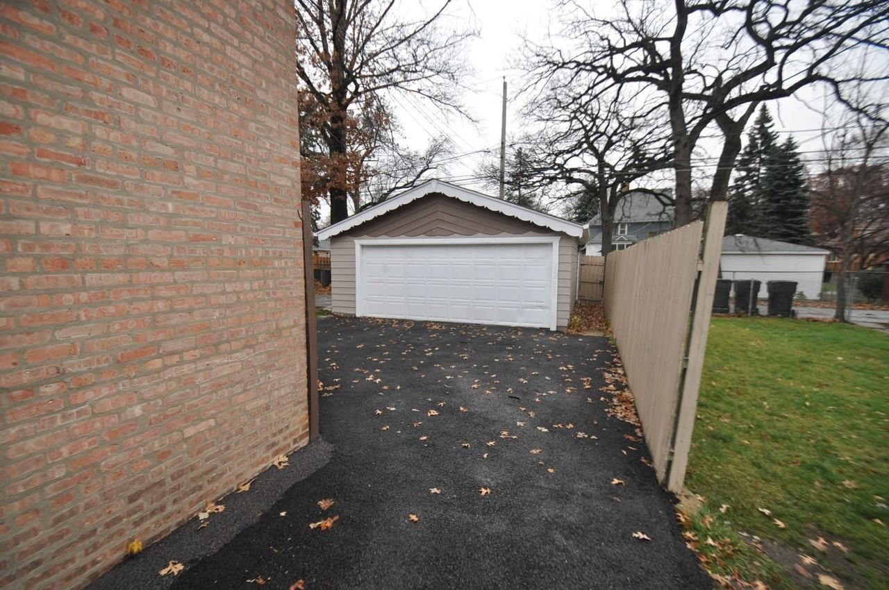 1642 W 101st Pl - Photo 2 of 7