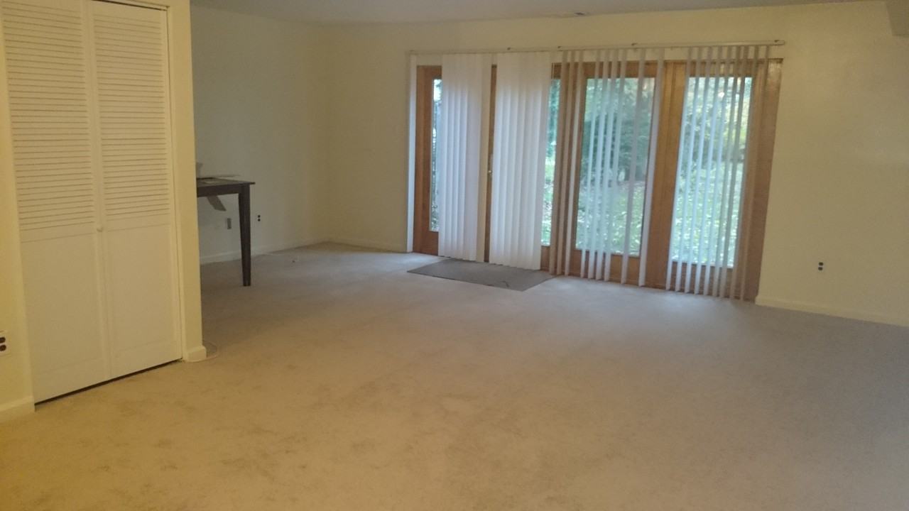 7 Kings Court - Photo 3 of 8