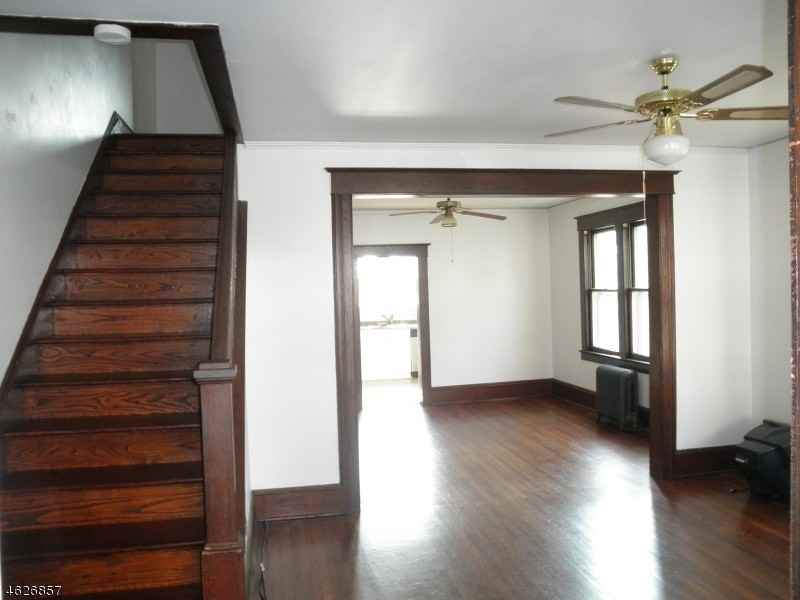 420 Hill St - Photo 3 of 9