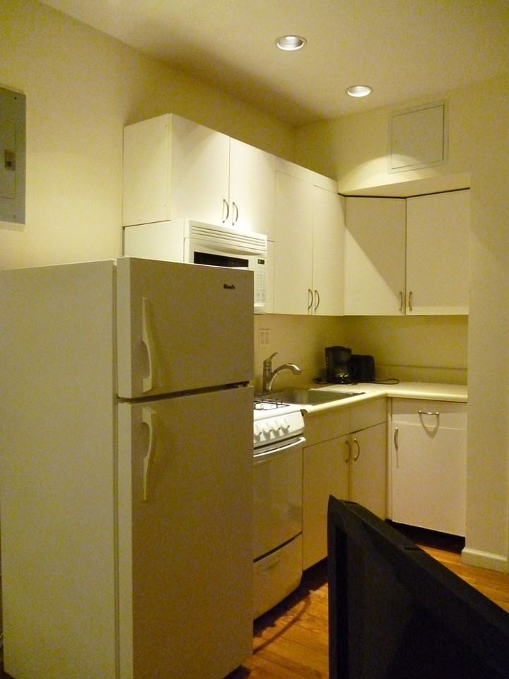 10th Ave & W 50th St #4B