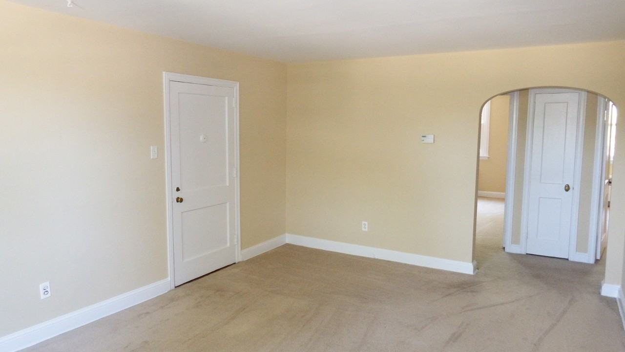 116 Fairfield Ln #2 - Photo 2 of 8